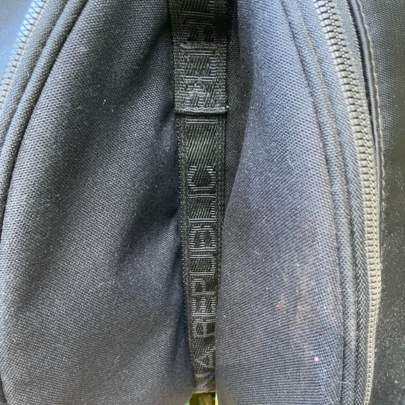 Huge Banana Republic backpack w/tons of storage.Great for travel/hiking/camping. - Picture 7 of 11